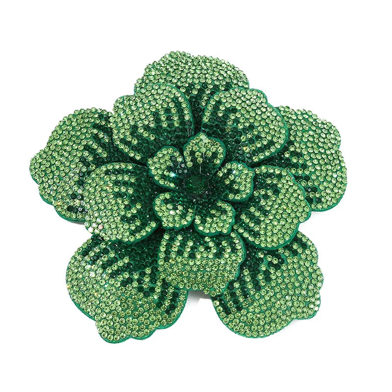 Broche floral en colores