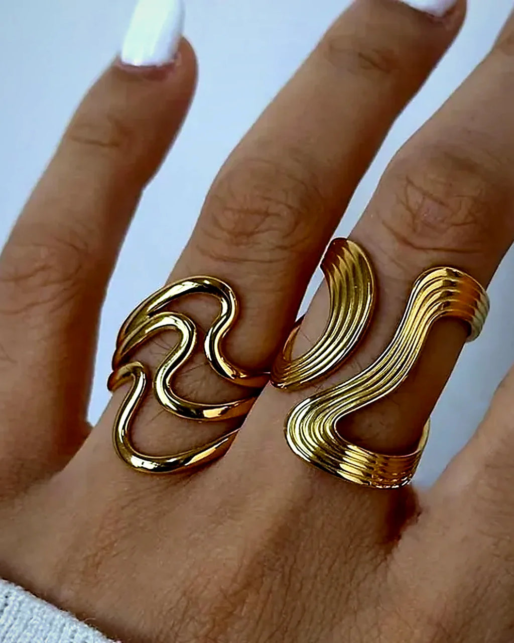 Anillo ondulado irregular · Lunares