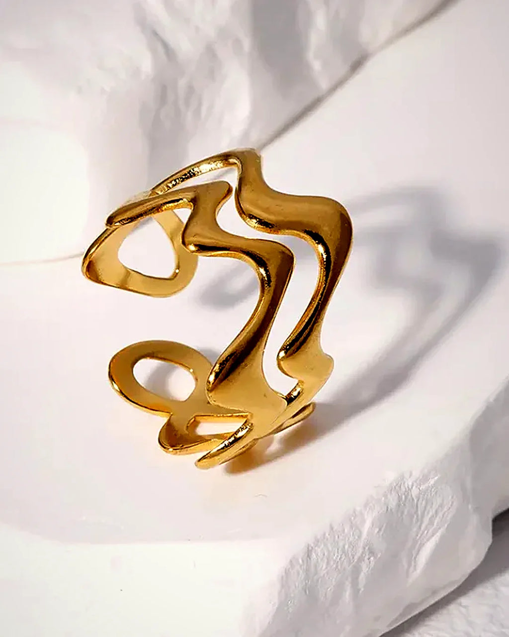 Anillo ondulado irregular · Lunares