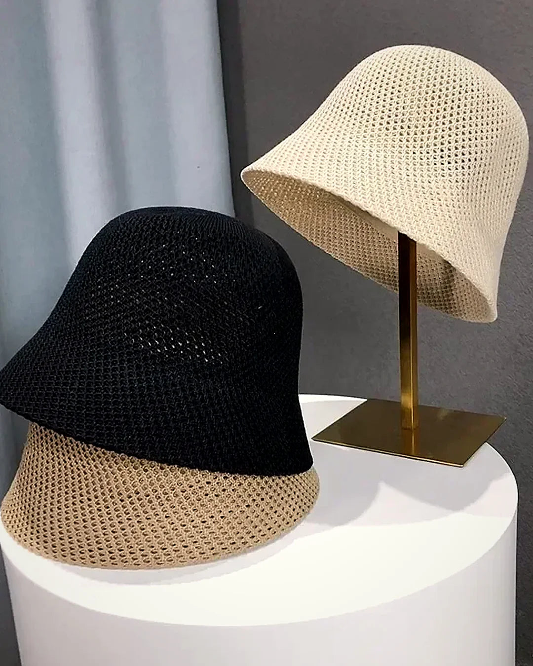 Sombrero de pescador calado · Lunares
